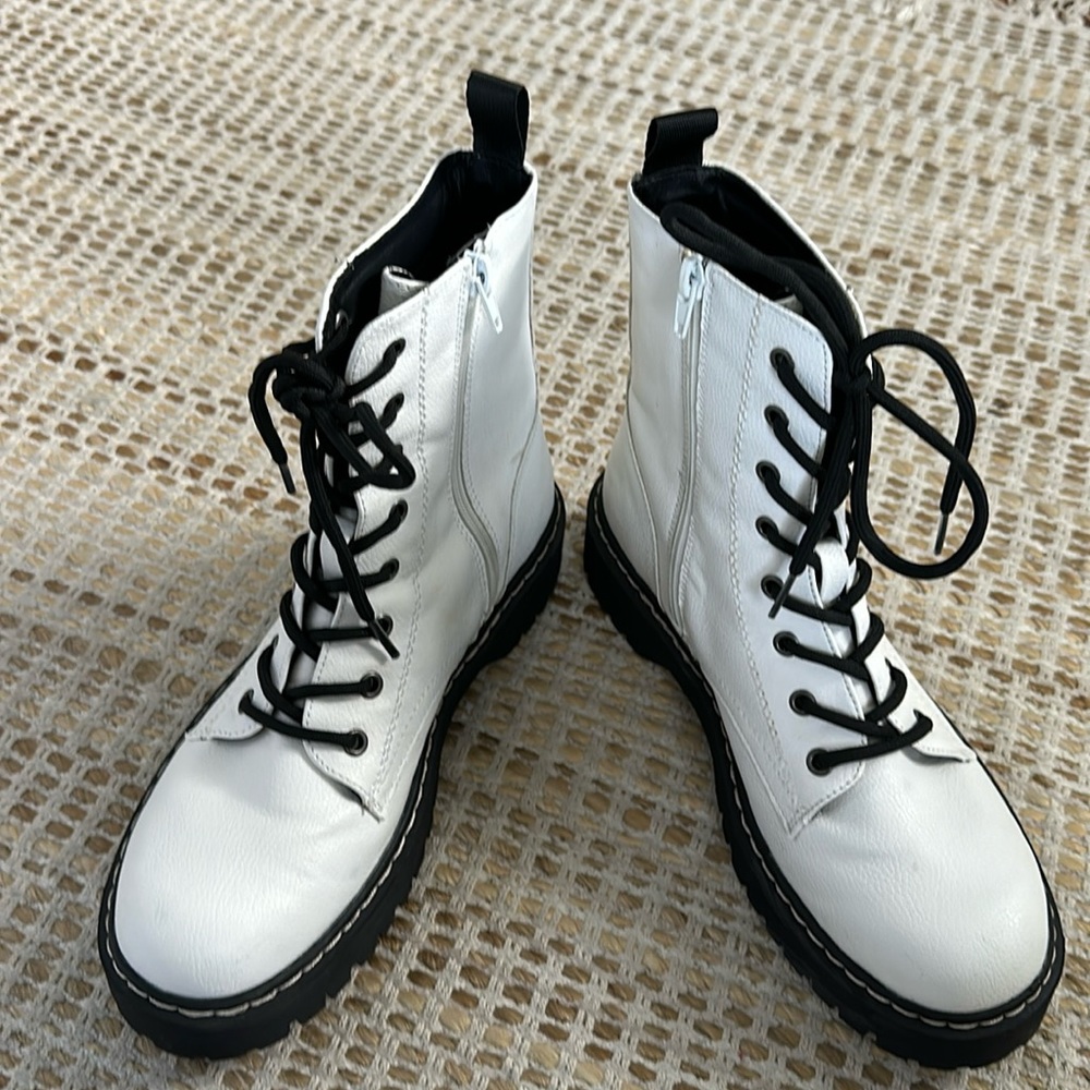 Sincerely Jules Harley Combat Boots - Like New